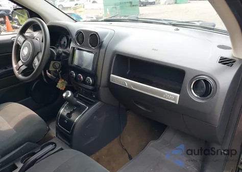 2016 Jeep Compass Sport из США, поврежденный, VIN 1C4NJCBA2GD611662